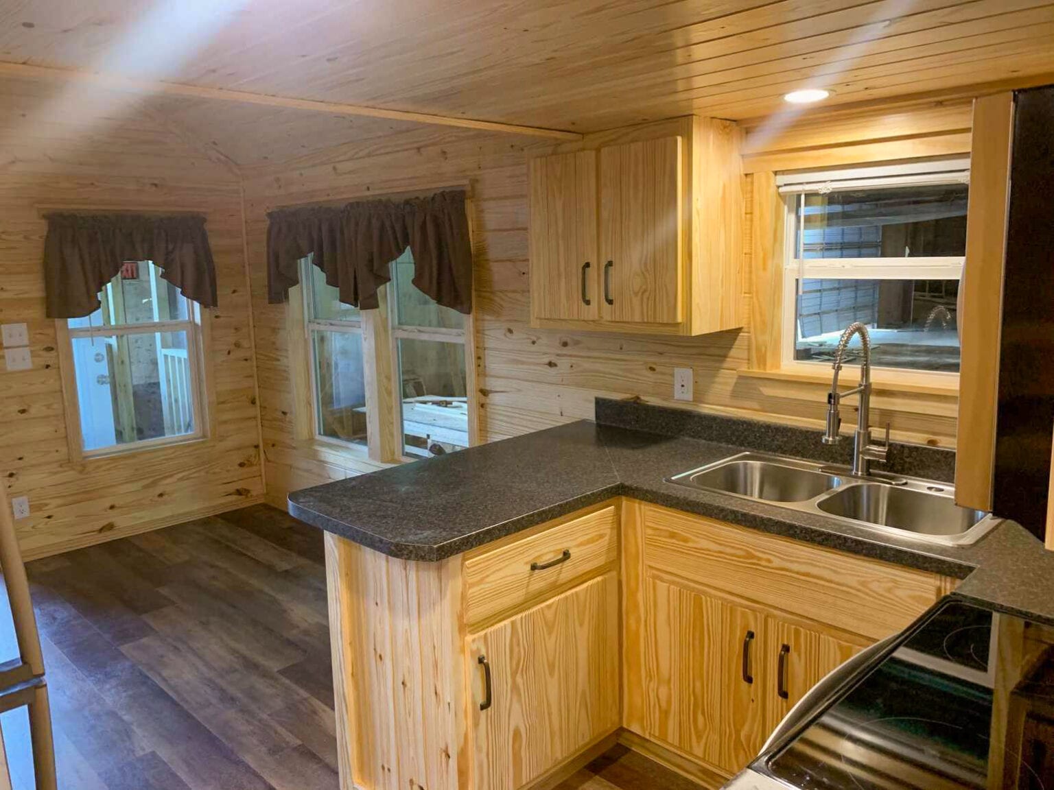 10 Point Cabin with loft Cabins Paradise Ranch RV Resort