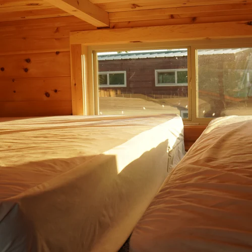 8 Point Cabin