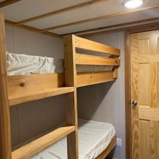 Paradise Ranch - Deluxe 10 Cabin 06